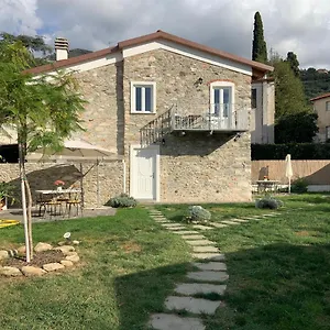Antica Casa Nel Borgo Pietrasanta